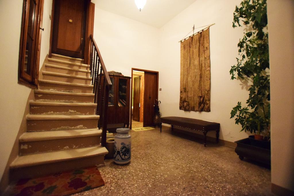 Manin Apartment Venesia Bagian luar foto